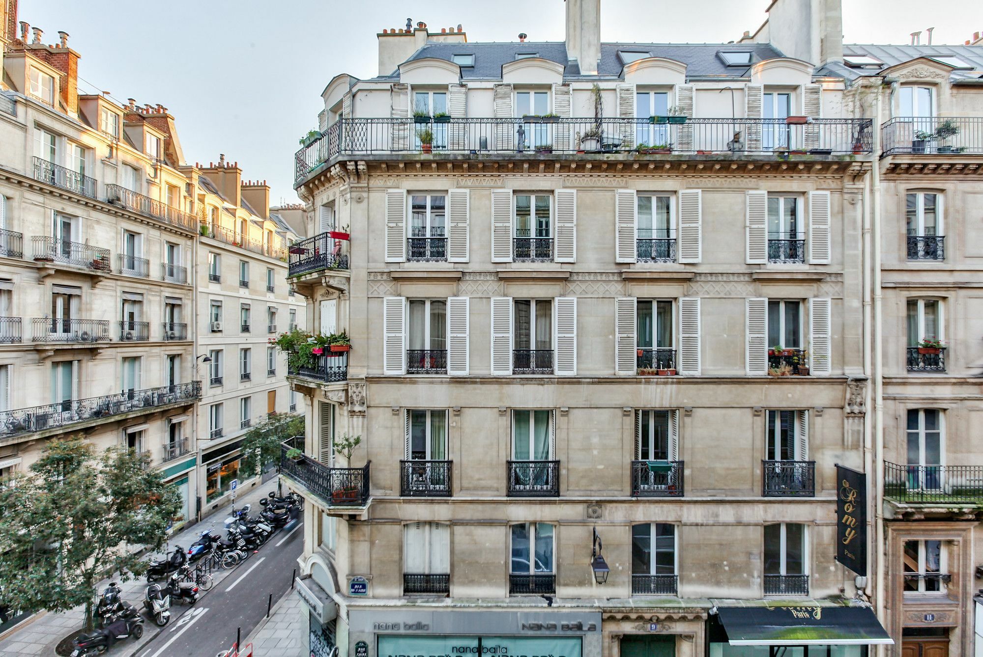 18 Luxury Parisien Home Montorgueil 2 Eksteriør billede